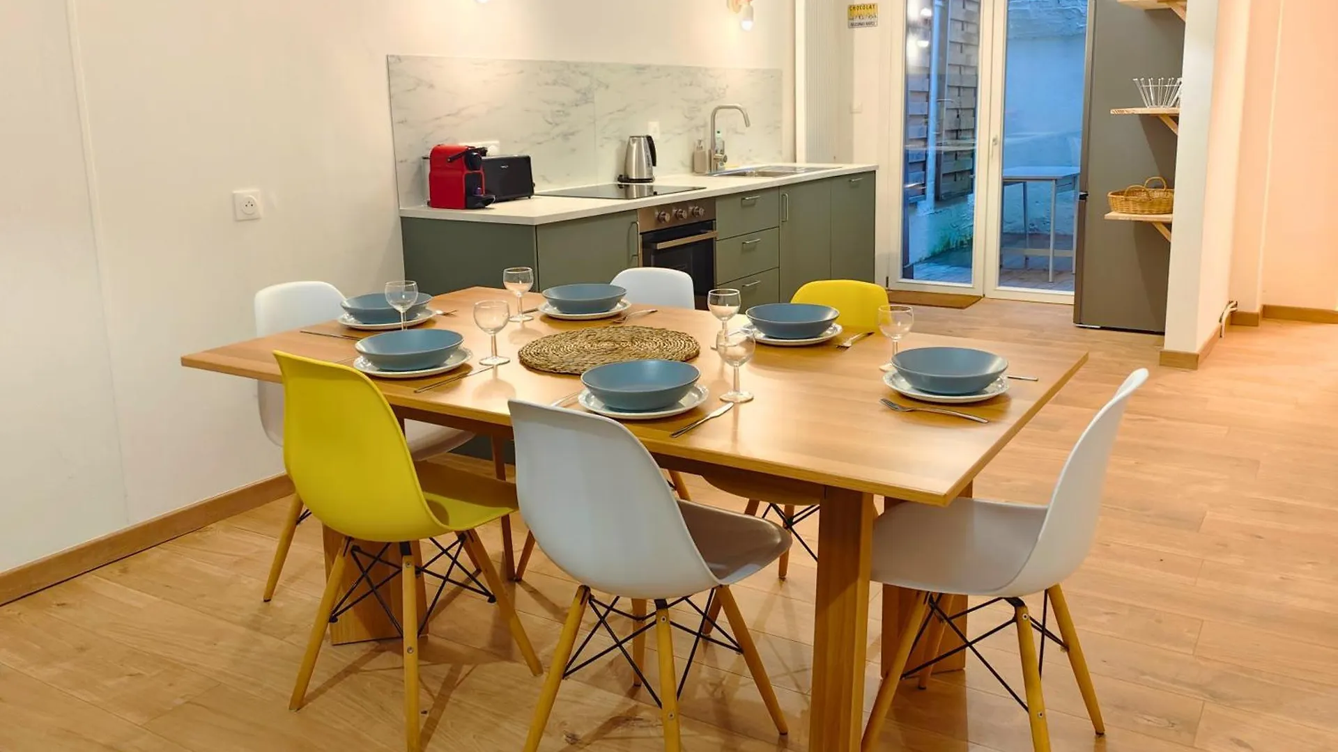 Maison Familiale Avec Terrasse Pour 7 Personnes Lambersart